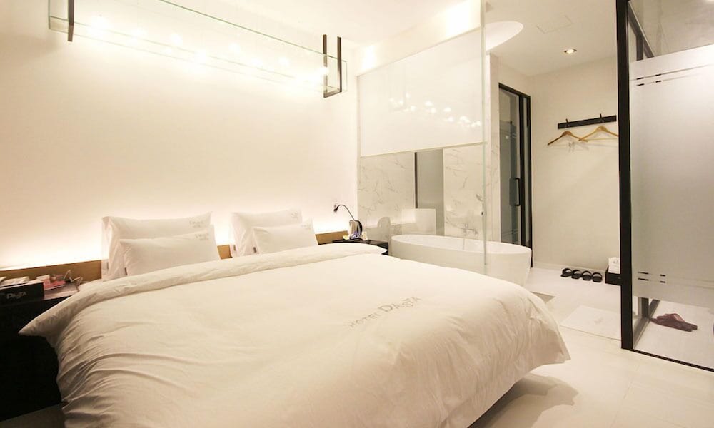 Jinhae Pasta Hotel - carbon neutral hotel in Changwon