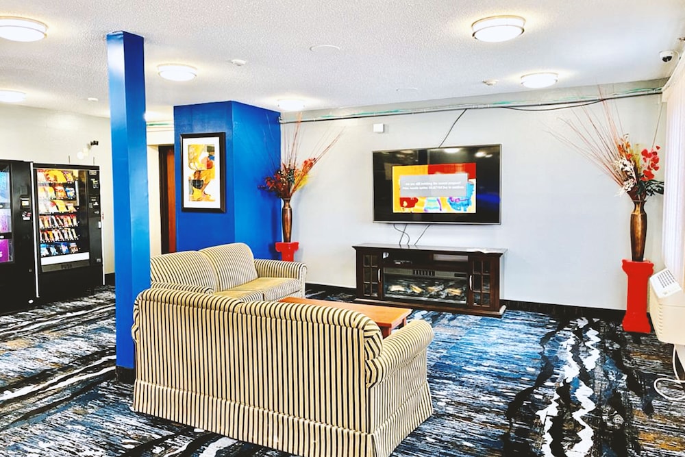 Coratel Inn & Suites By Jasper Northfield - featured photo