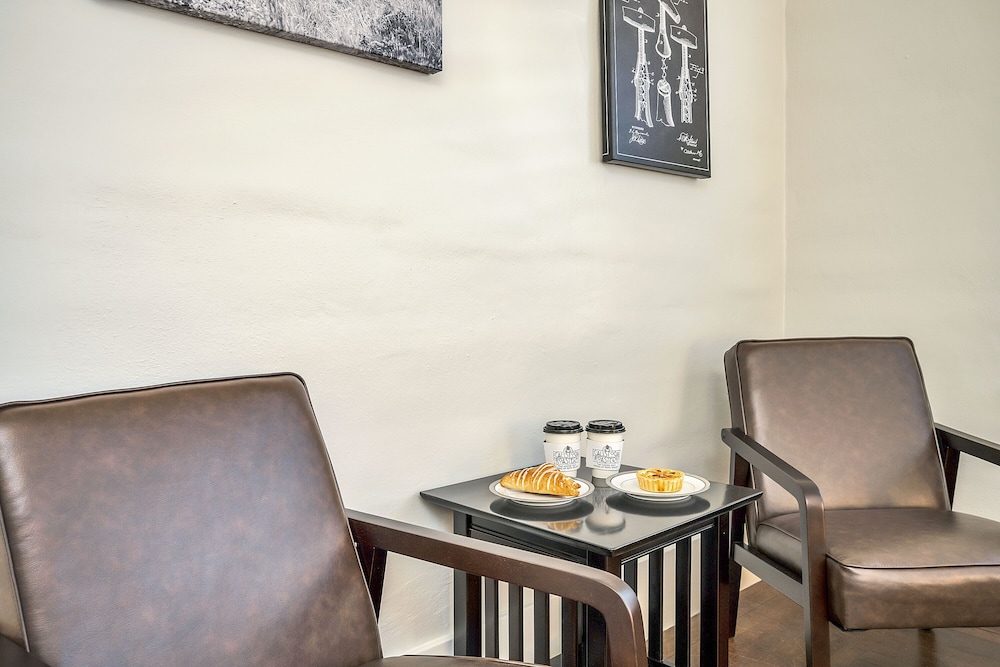 Craftsman Inn - photo 14