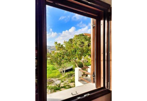 Villa Two Pine Trees — 4-Star Luxury Hotel in Agia Marina, Greece