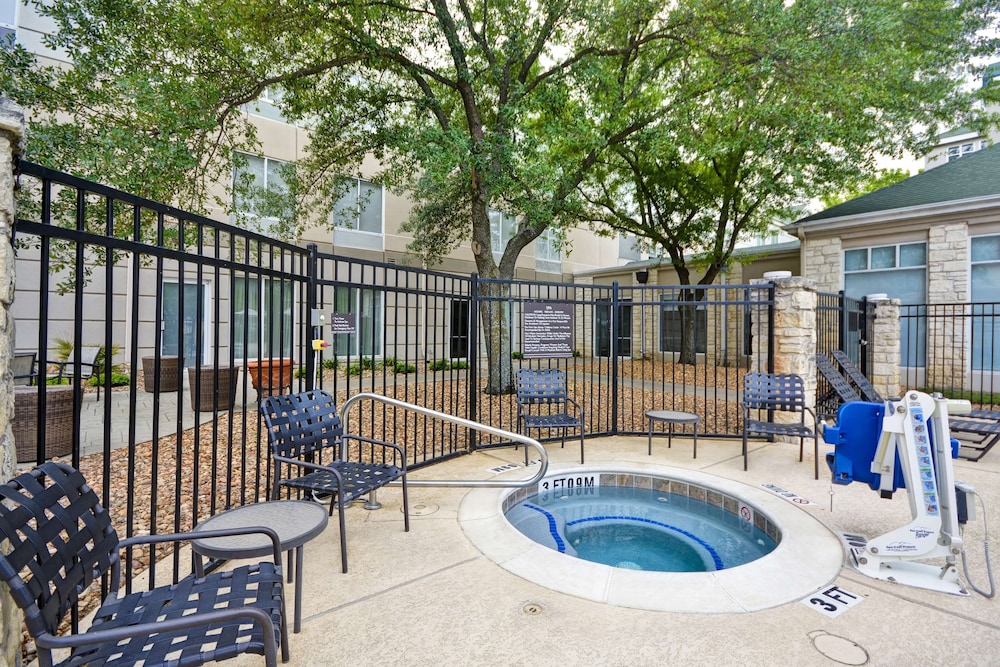 Hilton Garden Inn Austin Round Rock - photo 32