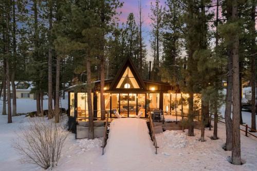 Lakefront Modern A Frame in Big Bear Lake, United States