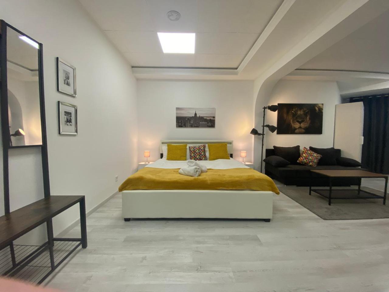 Chice urbane Oase mit Arbeitsplatz in Troisdorf, Germany