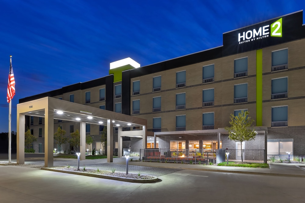 Home2 Suites by Hilton Saginaw MI - photo 41
