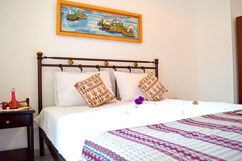 Moutsouna Beach 1 — Naxos — photo 2