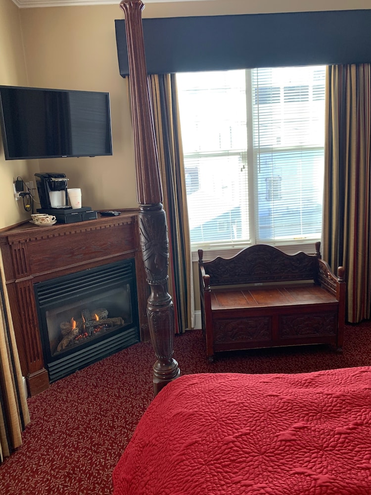 Almondy Inn - photo 27