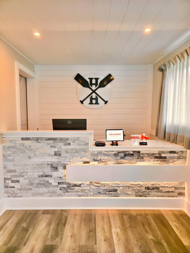 Heritage House Inn on Cape Cod an Ascend Collection Hotel in Hyannis, United States