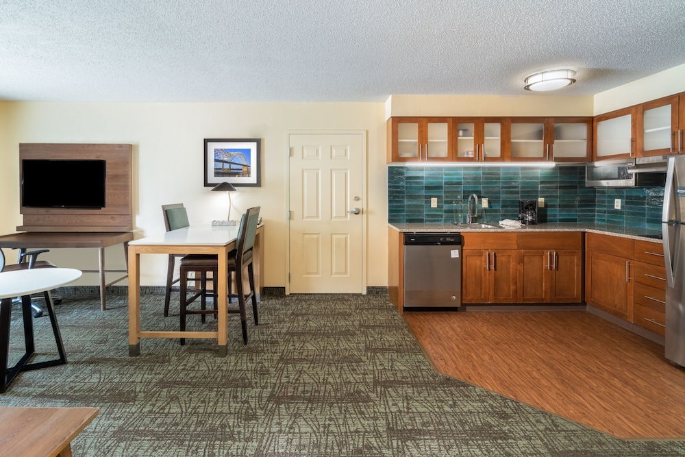 Staybridge Suites Memphis Poplar Ave East by IHG - photo 9