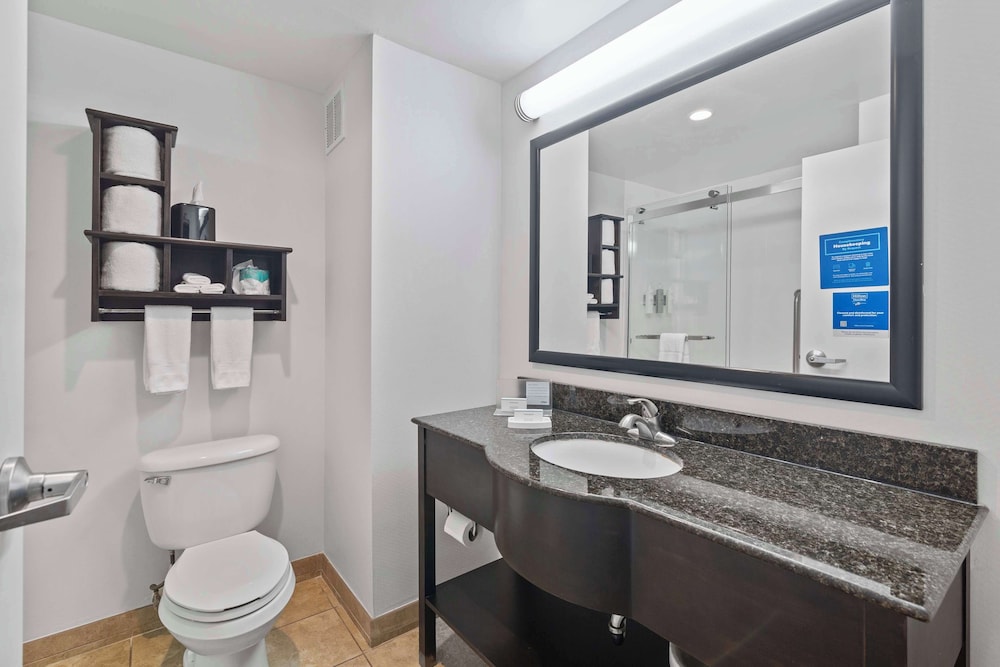 Hampton Inn Atlanta Woodstock - photo 25