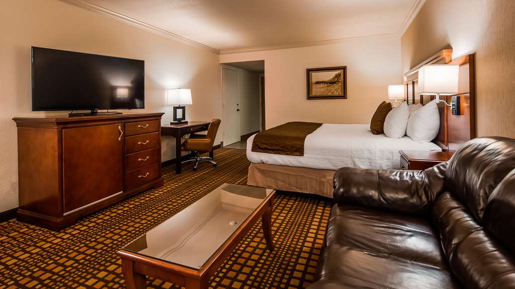 Best Western Plus Humboldt House Inn - photo 12