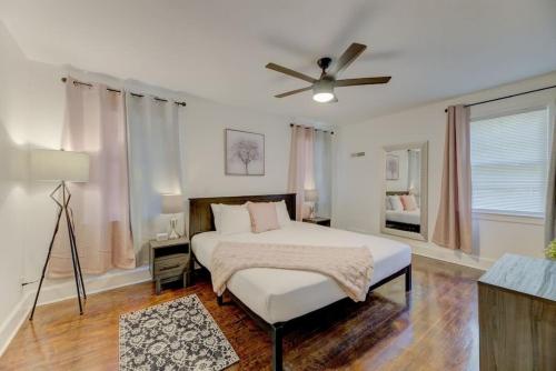 Homey 3BD Columbian Getaway — 4-Star Luxury Hotel in Columbia, United States