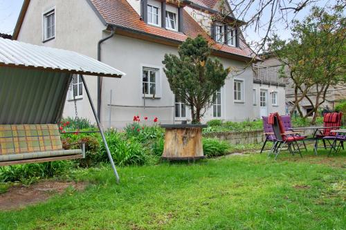Ferienhaus Blumenstock — hotel in Steinsfeld