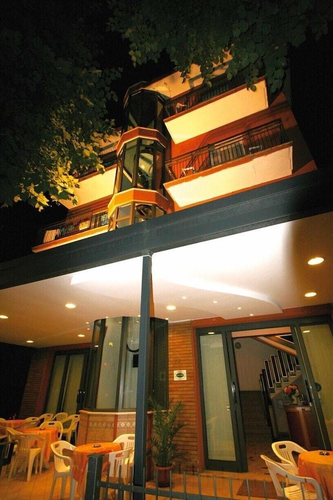 Hotel Eureka — Rimini — photo 3