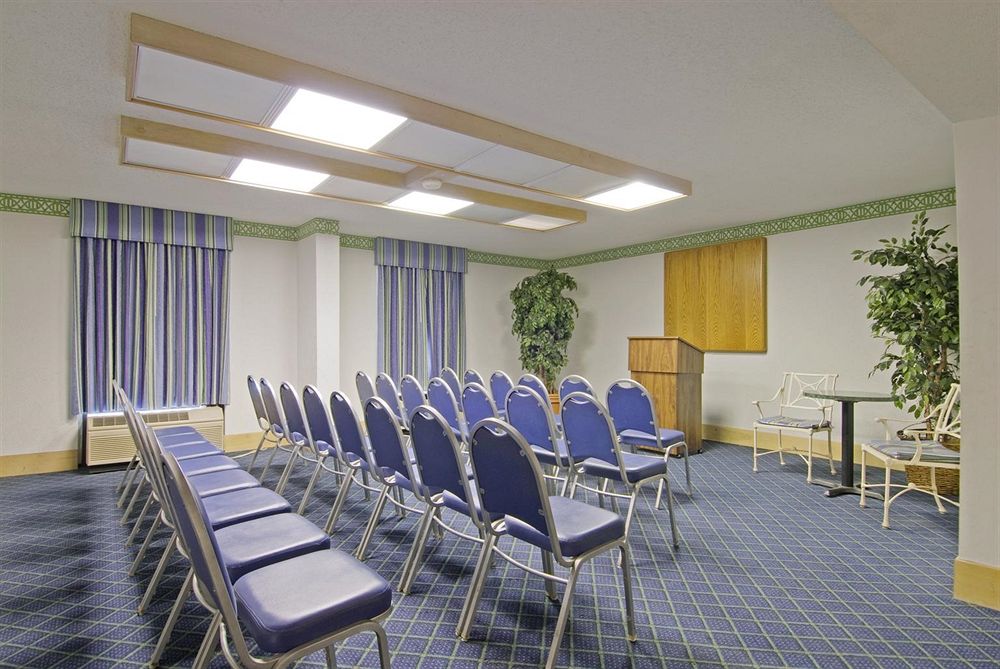 Americas Best Value Inn Dallas - photo 8