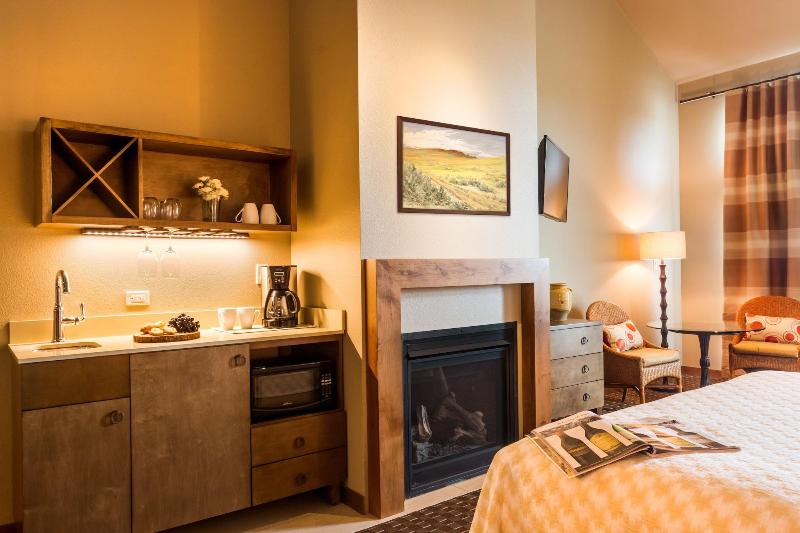The Lodge at Columbia Point - photo 29