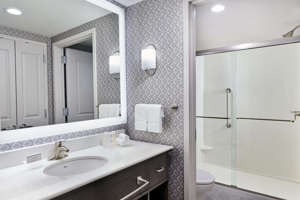 Homewood Suites by Hilton Teaneck Glenpointe - photo 31
