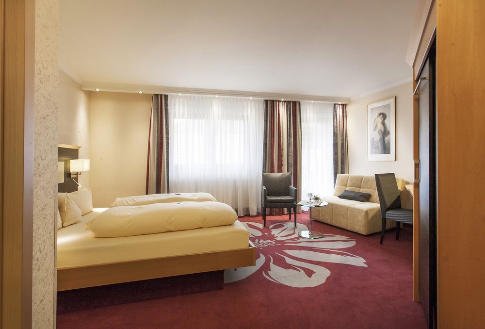 Forellenhof Rössle Hotel & Restaurant — 4-Star Luxury Hotel in Lichtenstein, Germany