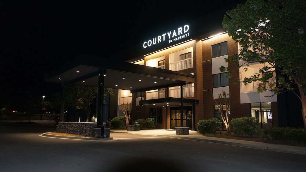 Courtyard by Marriott Columbia Northeast Fort Jackson Area - photo 81