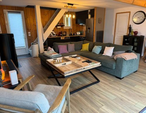 Chalet du Bonheur la Jenny Naturist Area — 4-Star Luxury Hotel in Le Porge, France