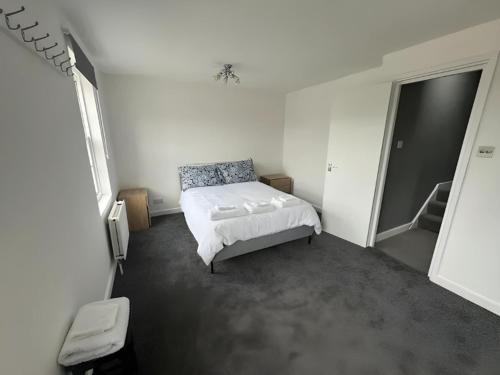 Islington Flat 1 Bedroom Near Angel Station — 4-Star Luxury Hotel in London, United Kingdom