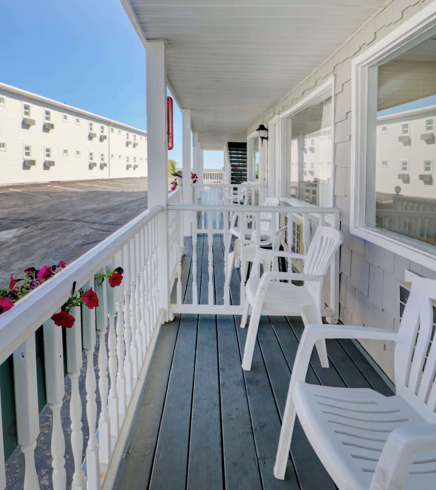 Sea View Inn - photo 58