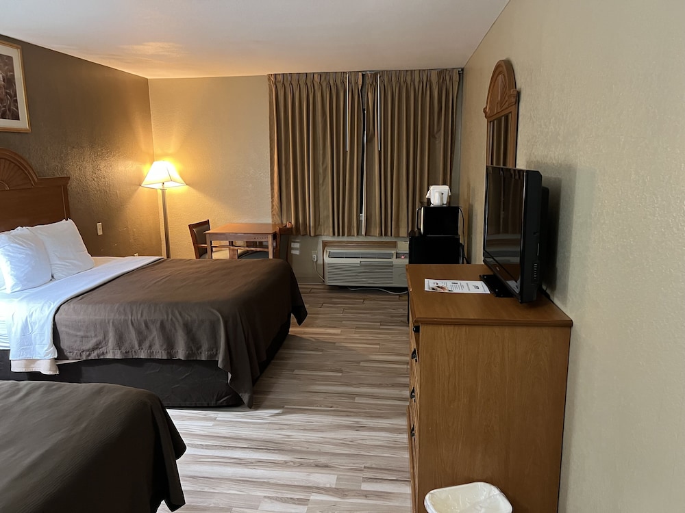 Americas Best Value Inn Pharr - photo 14