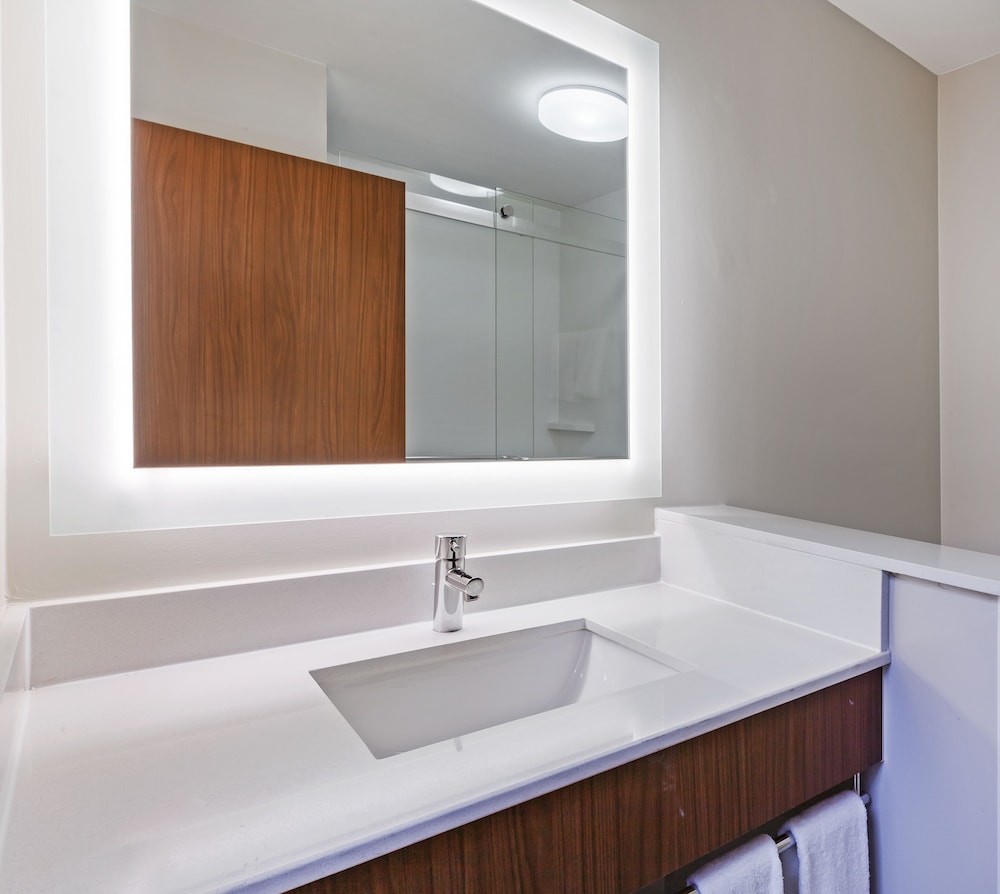 Holiday Inn Express & Suites Tulsa West Sand Springs by IHG - photo 14