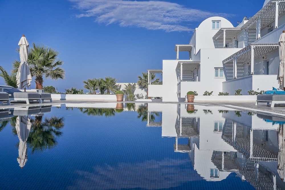 Petri Suites — Agios Georgios