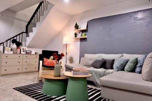 Spacious 4BRTownhouse BTS Onnut 10 Sleeps with Parking — 4-Star Luxury Hotel in Phra Khanong, Thailand