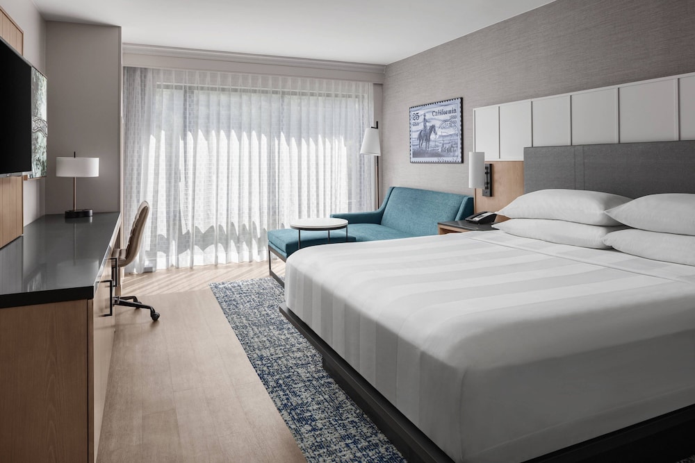 Pleasanton Marriott - photo 5