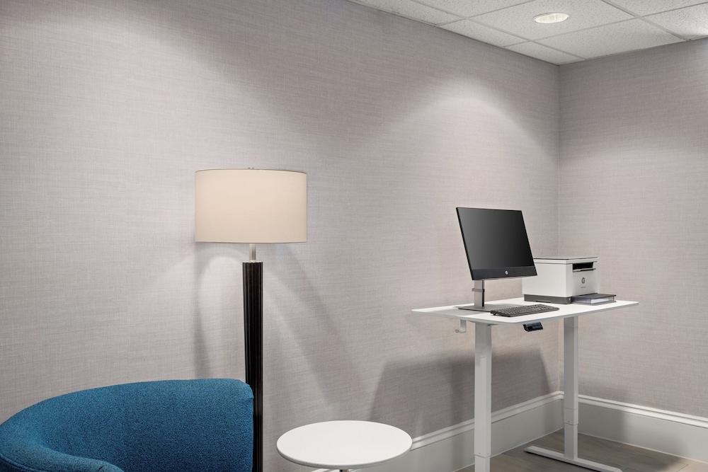 Holiday Inn Express & Suites New Buffalo by IHG - photo 29