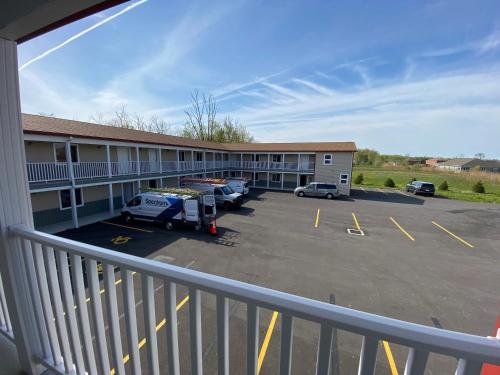 Stay Inn and Suites - photo 37