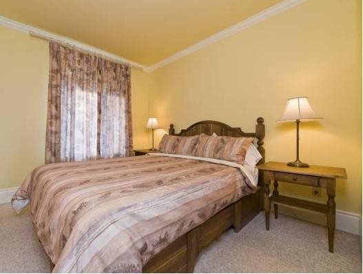 La Remontee Appartements Hotel in La Malbaie, Canada