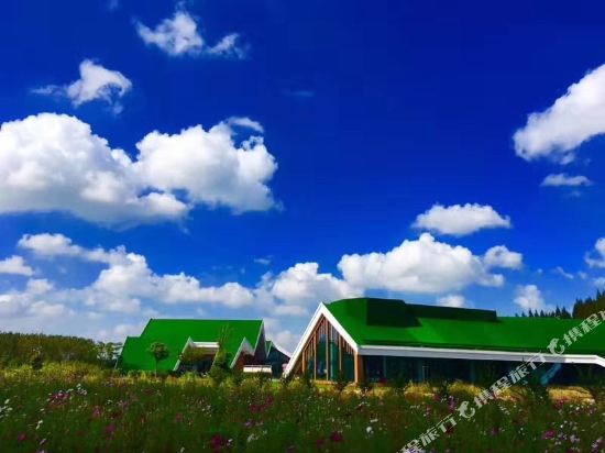 Junlan Hotel - carbon neutral hotel in Unknown City