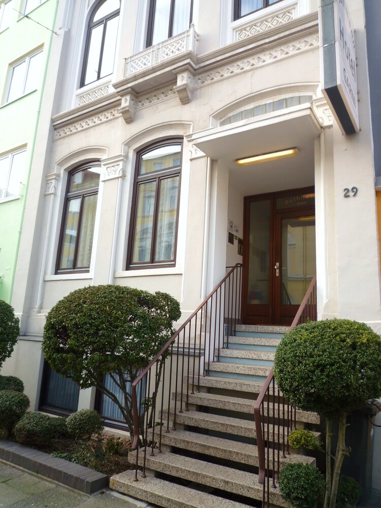 Buthmann im Zentrum - carbon neutral hotel in Mitte