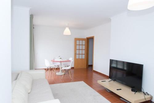 Paulo Guest Apartment by Rosado — 4-Star Luxury Hotel in Caldas Da Rainha, Portugal
