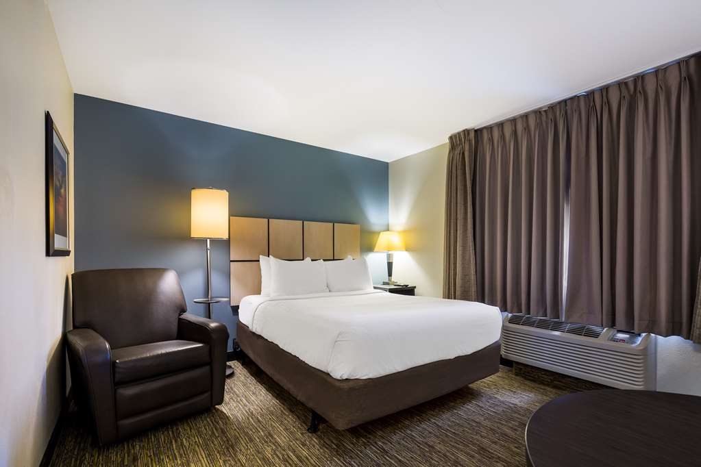 Sonesta Simply Suites St Louis Earth City - photo 25