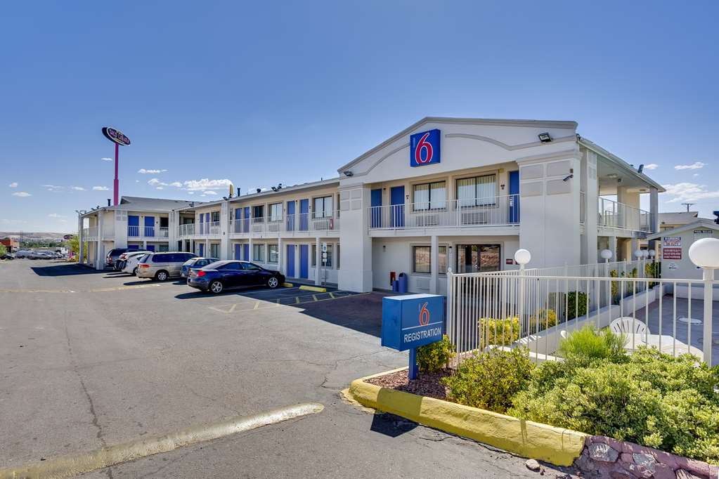 Motel 6 El Paso TX West - featured photo