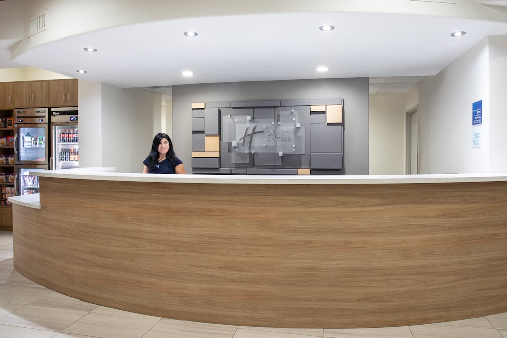 Holiday Inn Express & Suites Chowchilla Yosemite Park Area by IHG - photo 38