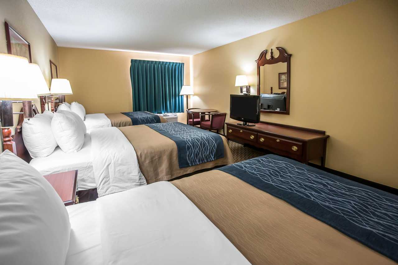 Quality Inn & Suites Mendota near I 39 - photo 10