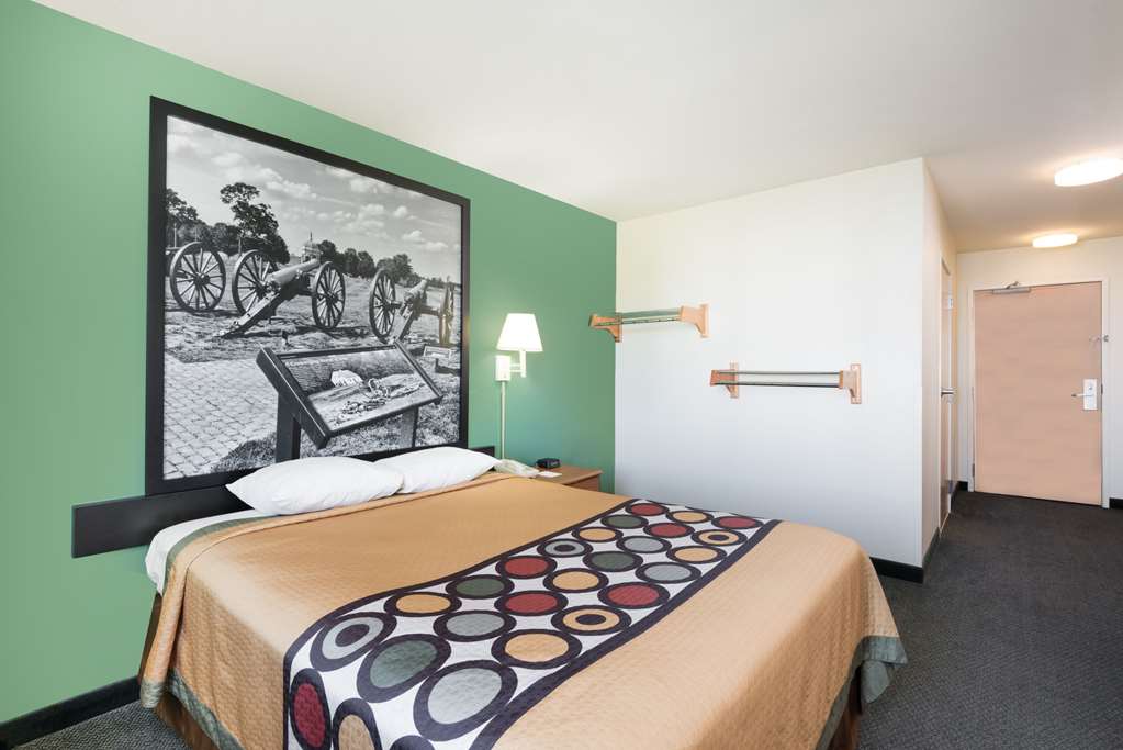 Super 8 by Wyndham Hagerstown Halfway Area - photo 10