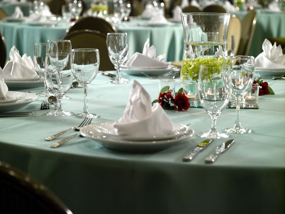 Crowne Plaza Charleston Airport Conv Ctr by IHG - photo 56