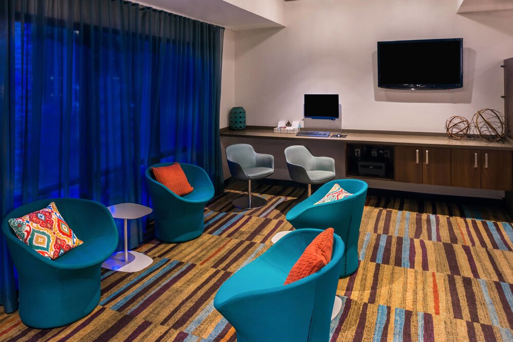 Fairfield Inn Las Vegas Convention Center - photo 18