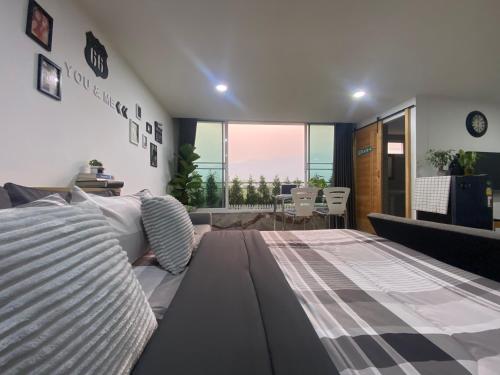 The Sky view on Nimman 12 — 4-Star Luxury Hotel in Chiang Mai, Thailand