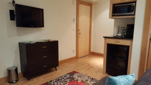 Hotel Minturn - photo 13