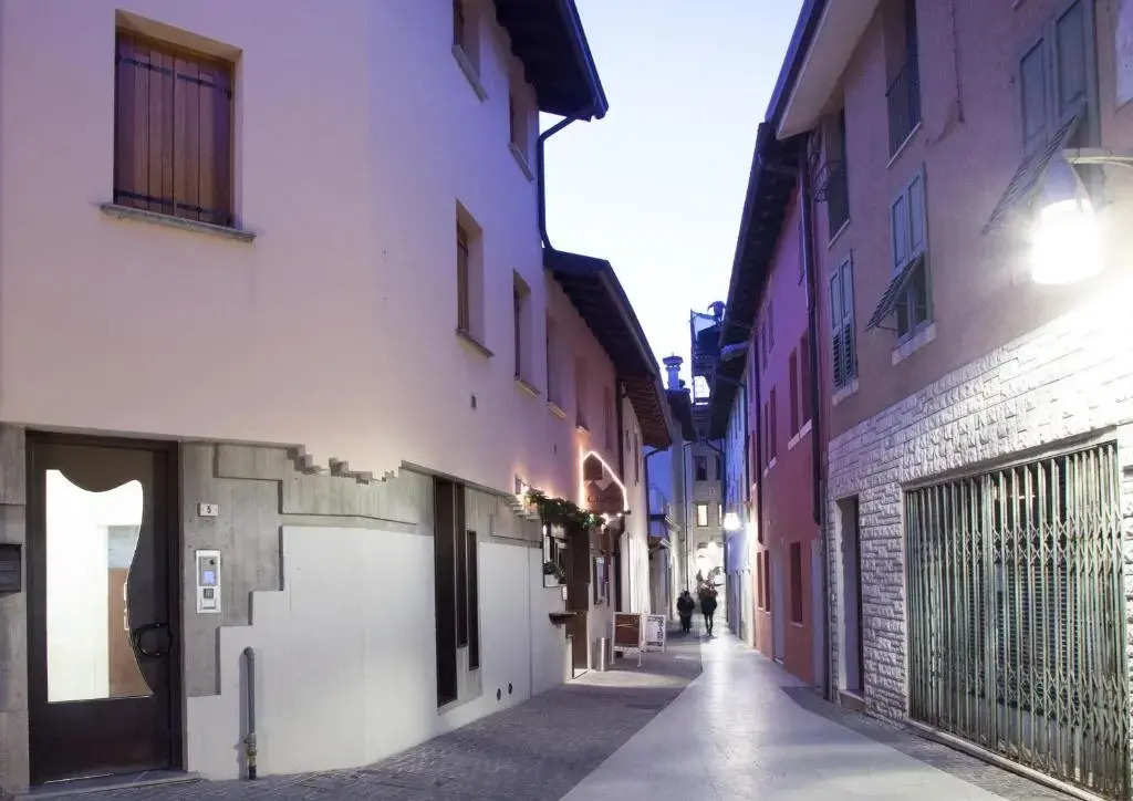 Residence Le Casette — 4-Star Luxury Hotel in Pordenone, Italy
