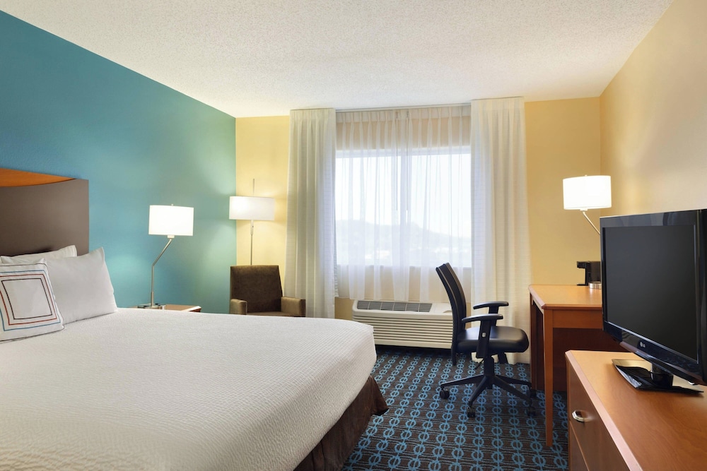 Fairfield Inn & Suites Colorado Springs Air Force Academy - photo 7
