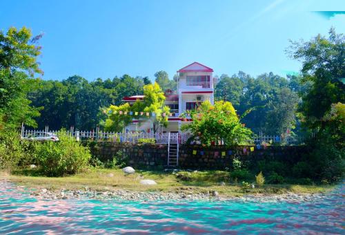 River Stay Homestay by Wanderlust Rural Tourism — 4-Star Luxury Hotel in Dehra Dun, India