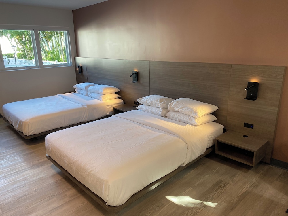 Rolo Beach Hotel - photo 63