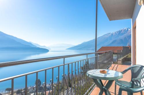 Apartment Alex 2 in Domaso — 4-Star Luxury Hotel in Domaso, Italy